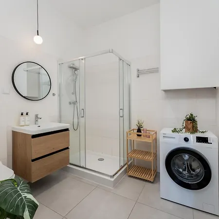 Malila Premium Cracow Rynek Debnicki 8 * Krakov