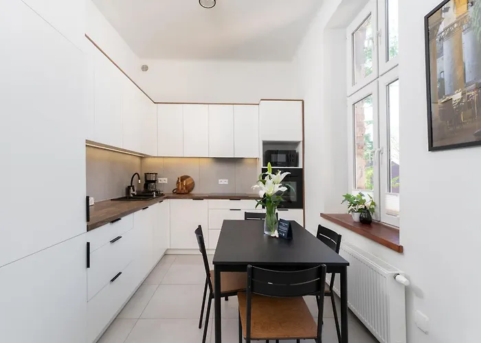 Malila Premium Cracow Rynek Debnicki 8 크라쿠프