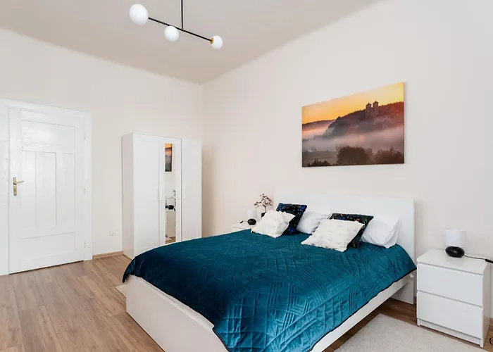 Malila Premium Cracow Rynek Debnicki 8 *